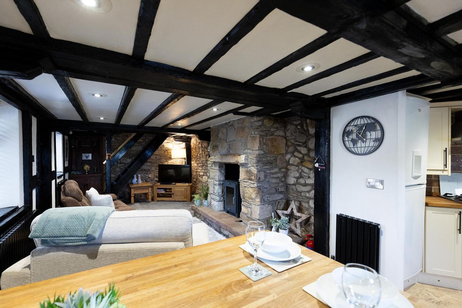 Wilsons Cottage - Cosy Cottage Based In The Lake District Camerton  Exterior foto